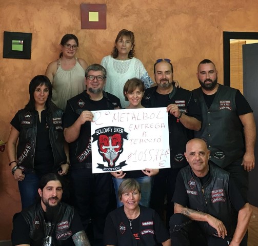 Solidary Biker entrega la recaudación del Metalbol