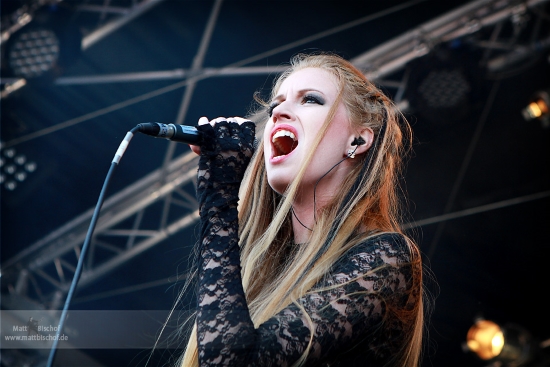 Aeva Maurelle se une a Vivaldi Metal Project