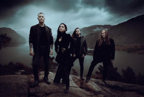 Sirenia muestra un videoclip adelanto de 1977