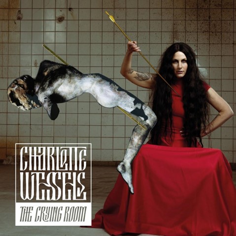 CHARLOTTE WESSELS lanza el nuevo single, The Crying Room