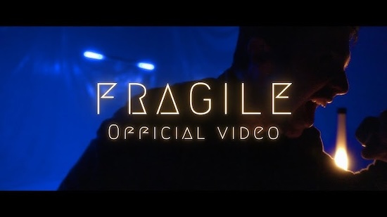 Fragile es el segundo single del que será el tercer álbum de FACE THE MAYBE